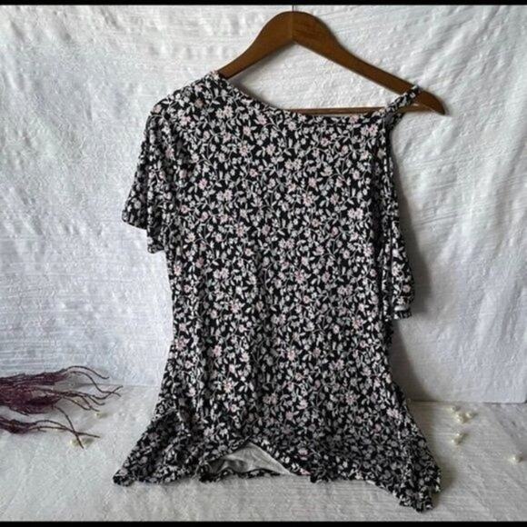A.N.A. Shirt Ditsy Floral Cold Shoulder Printed Soft Casual Size Medium - Picture 1 of 7